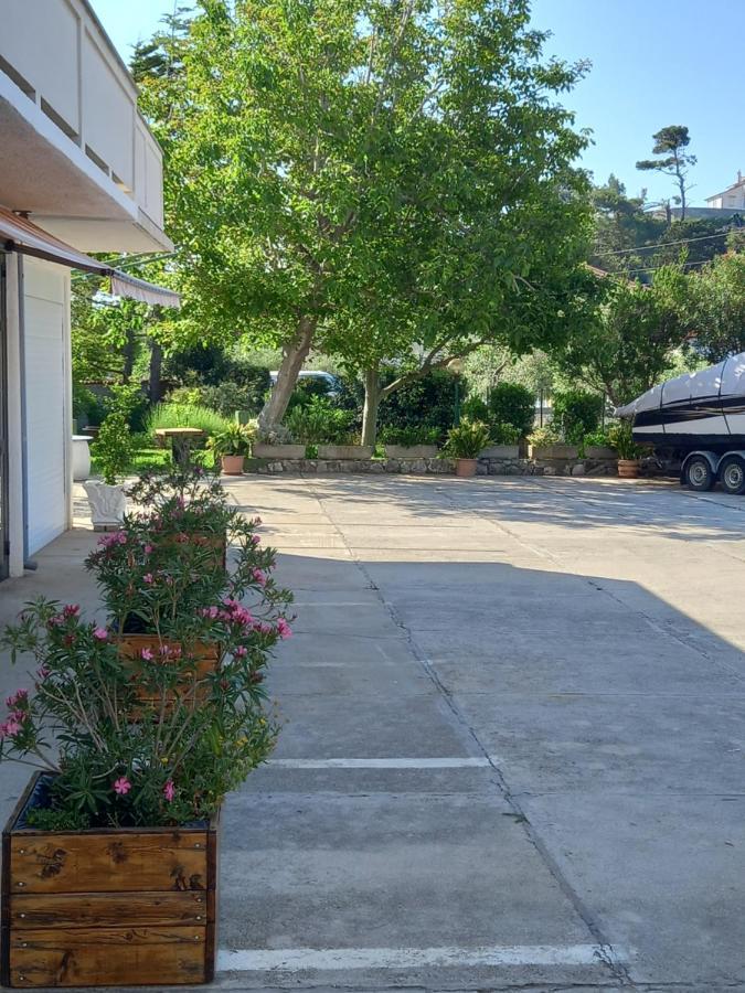 Apartment Preka Palit Εξωτερικό φωτογραφία